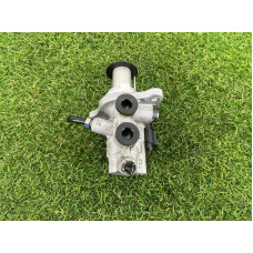 Главный тормозной цилиндр