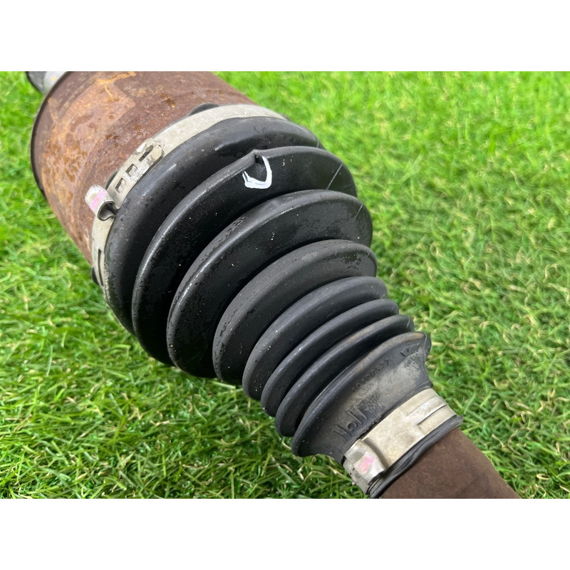 Привод (трансмиссия) Jeep Grand Cherokee WK2 2016 3.6 52123523AA