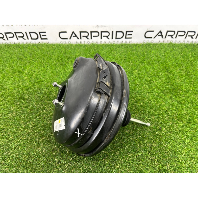 Вакуумний підсилювач гальм (гальмівна система) Volkswagen Touareg NF 2011 3.6 7P0612105