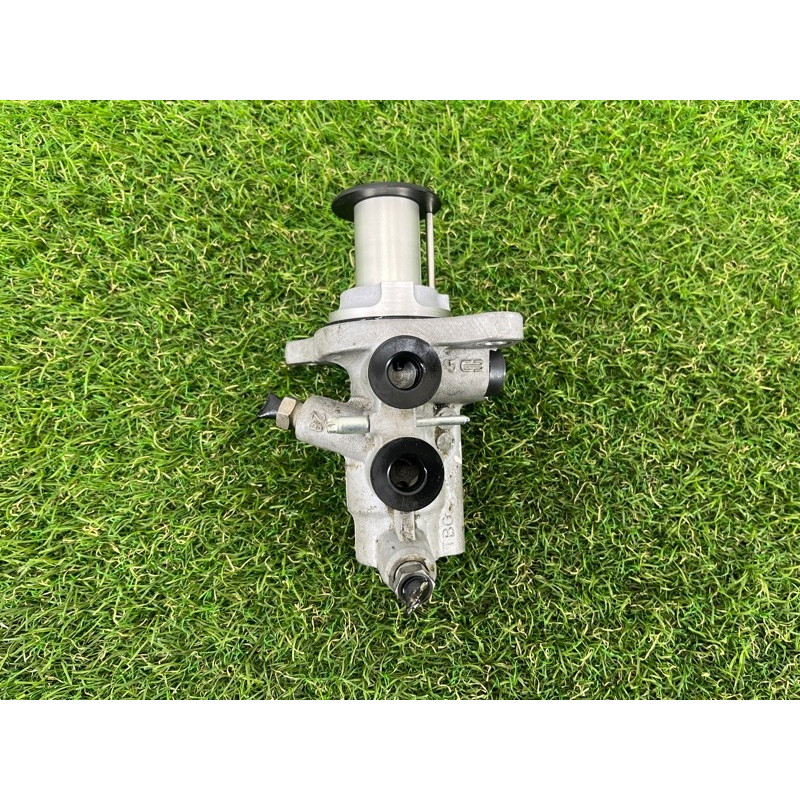 Главный тормозной цилиндр (тормозная система) PORSCHE CAYENNE 958 2013 3.6 95835501501