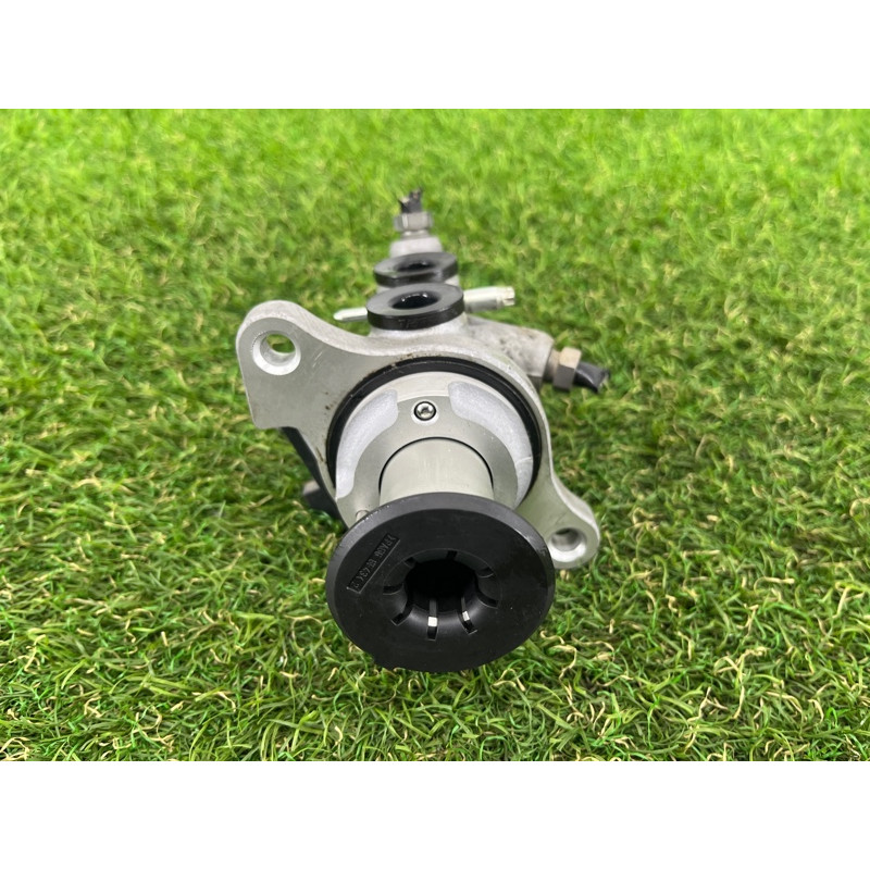 Главный тормозной цилиндр (тормозная система) PORSCHE CAYENNE 958 2013 3.6 95835501501