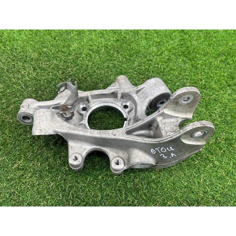 Цапфа подвески (подвеска) Volkswagen Touareg NF 2012 3.6 7P0505435B