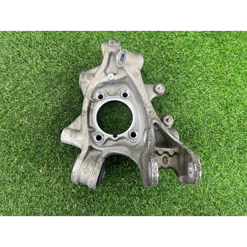 Цапфа подвески (подвеска) PORSCHE CAYENNE 958 2012 4.8 95833161201