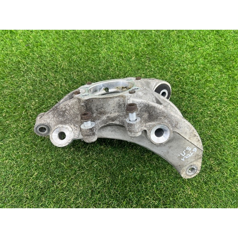 Цапфа подвески (подвеска) Volkswagen Touareg NF 2012 3.6 7P0505436B