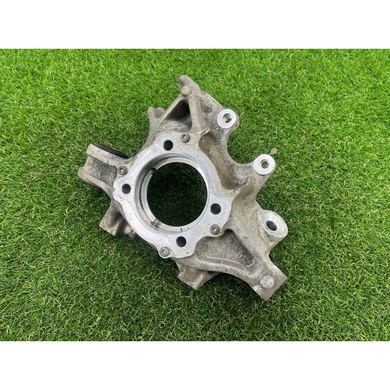 Цапфа подвески (подвеска) Volkswagen Touareg NF 2012 3.0 7P0505436A