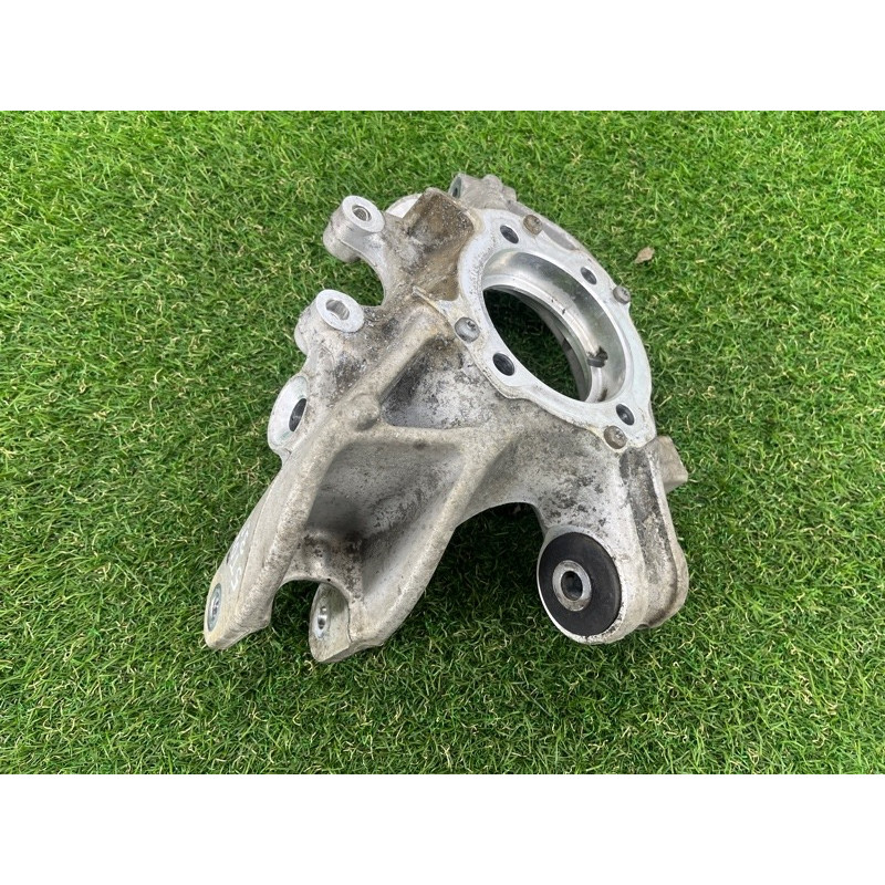 Цапфа подвески (подвеска) Volkswagen Touareg NF 2012 3.0 7P0505436A