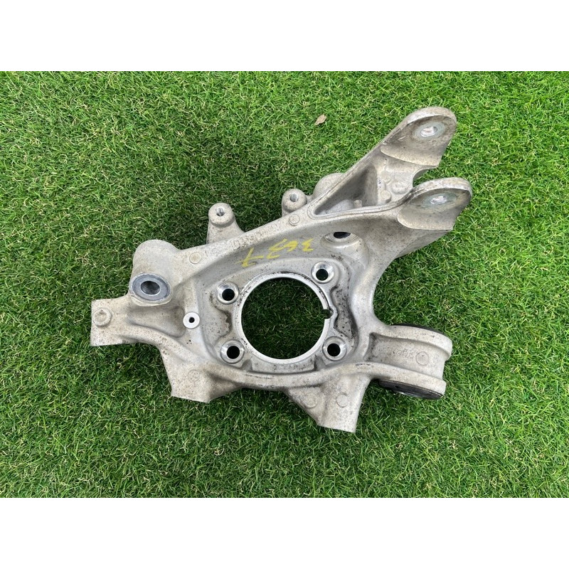 Цапфа подвески (подвеска) Volkswagen Touareg NF 2012 3.0 7P0505436A