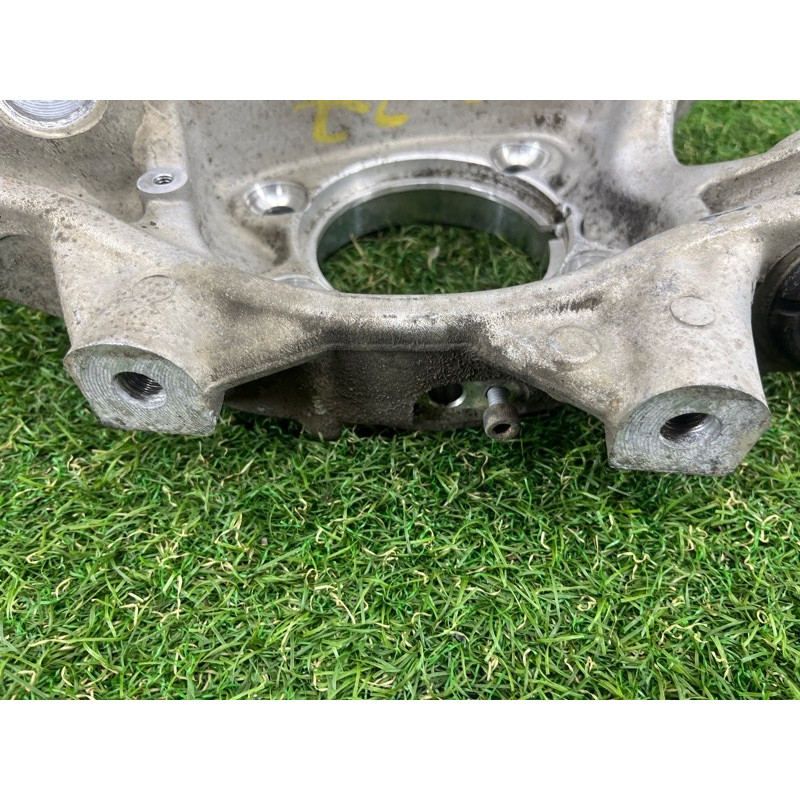 Цапфа подвески (подвеска) Volkswagen Touareg NF 2012 3.0 7P0505436A