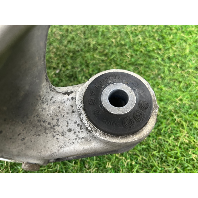 Цапфа подвески (подвеска) PORSCHE CAYENNE 958 2012 4.8 95833161101