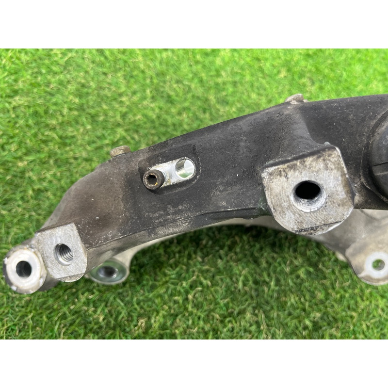 Цапфа подвески (подвеска) PORSCHE CAYENNE 958 2012 4.8 95833161101