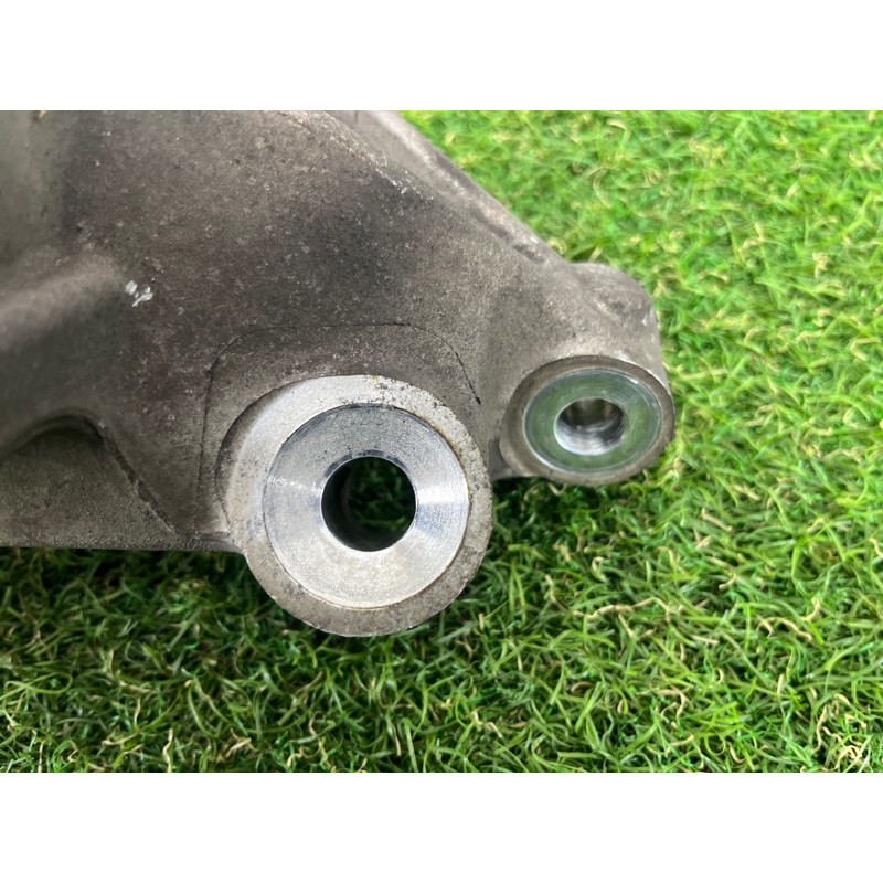 Цапфа подвески (подвеска) PORSCHE CAYENNE 958 2012 4.8 95833161101