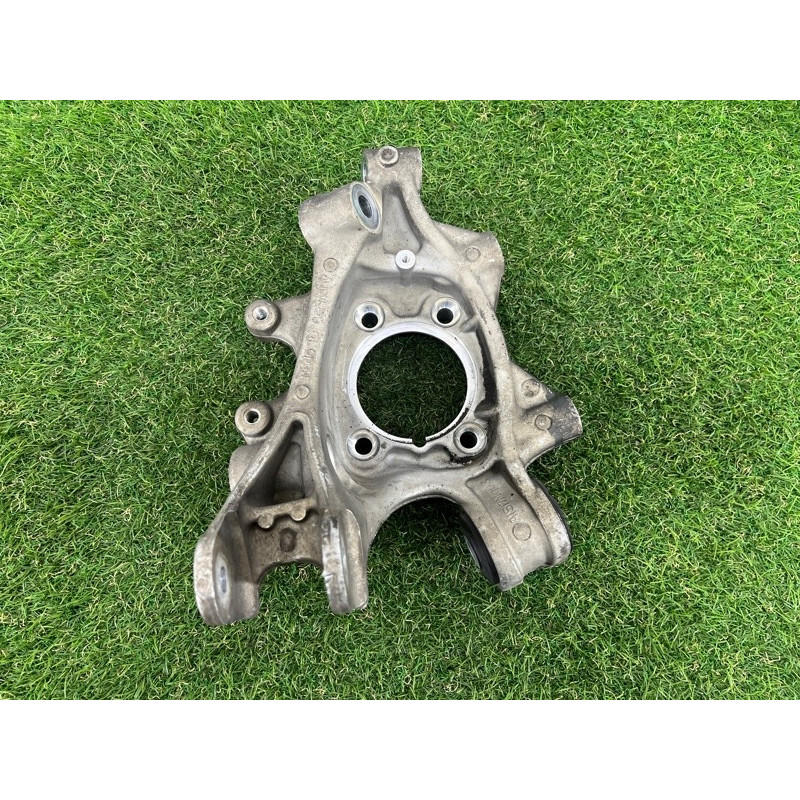 Цапфа подвески (подвеска) PORSCHE CAYENNE 958 2012 4.8 95833161101