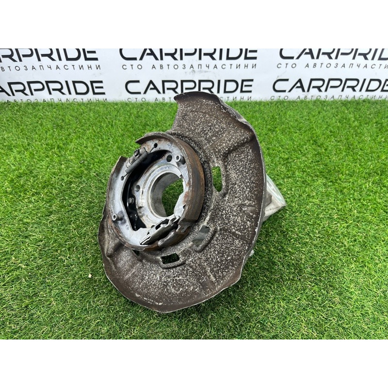 Цапфа подвески (подвеска) BMW X5 E70 2008 4.8 N62/TU 33326879102