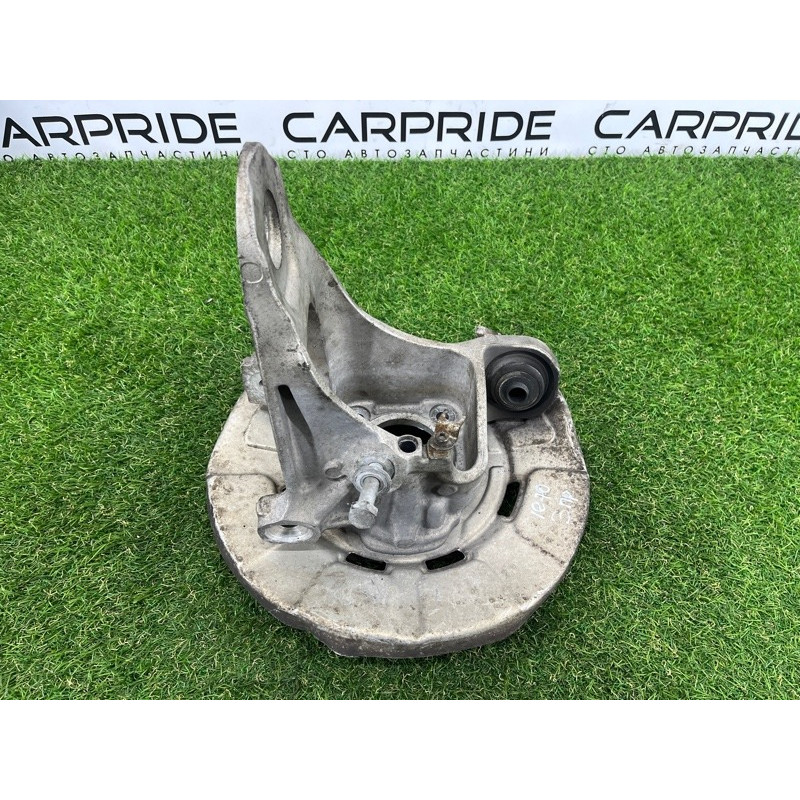 Цапфа подвески (подвеска) BMW X5 E70 2008 4.8 N62/TU 33326879102