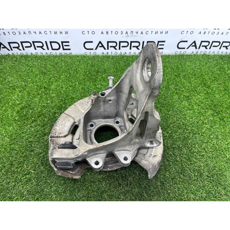 Цапфа подвески (подвеска) BMW X5 E70 2008 4.8 N62/TU 33326879102