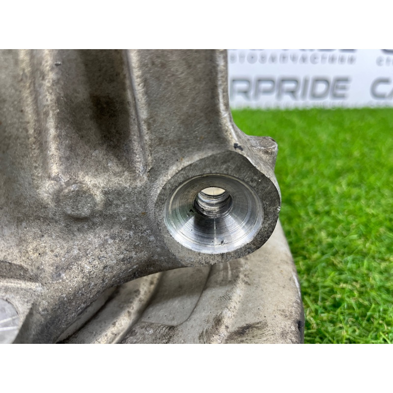 Цапфа подвески (подвеска) BMW X5 E70 2008 4.8 N62/TU 33326879102