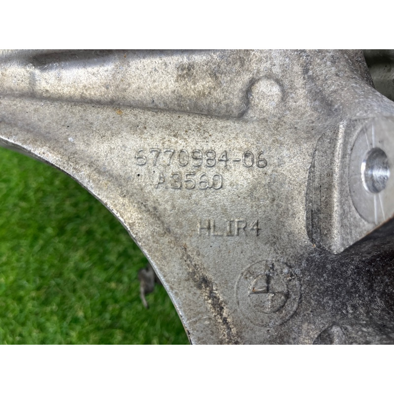 Цапфа подвески (подвеска) BMW X5 E70 2008 4.8 N62/TU 33326879102