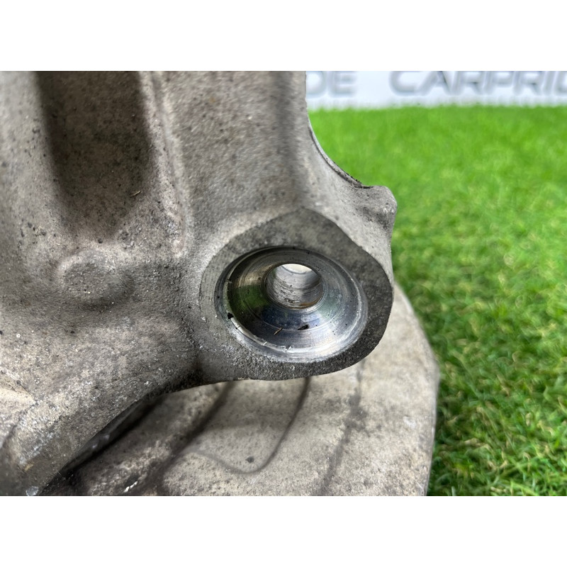 Цапфа подвески (подвеска) BMW X5 E70 2012 3.0 N55 33326879102