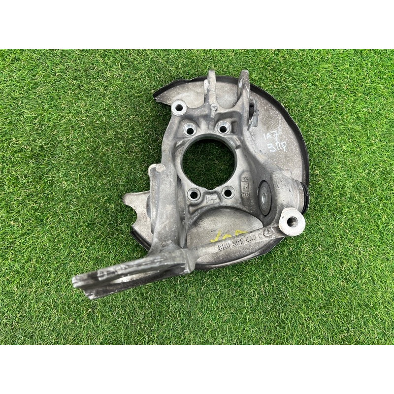 Цапфа подвески (подвеска) AUDI A7 4G 2013 3.0 CGXB 8R0505432F