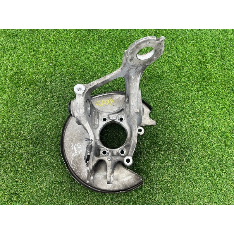 Цапфа подвески (подвеска) AUDI A7 4G 2013 3.0 CGXB 8R0505432F