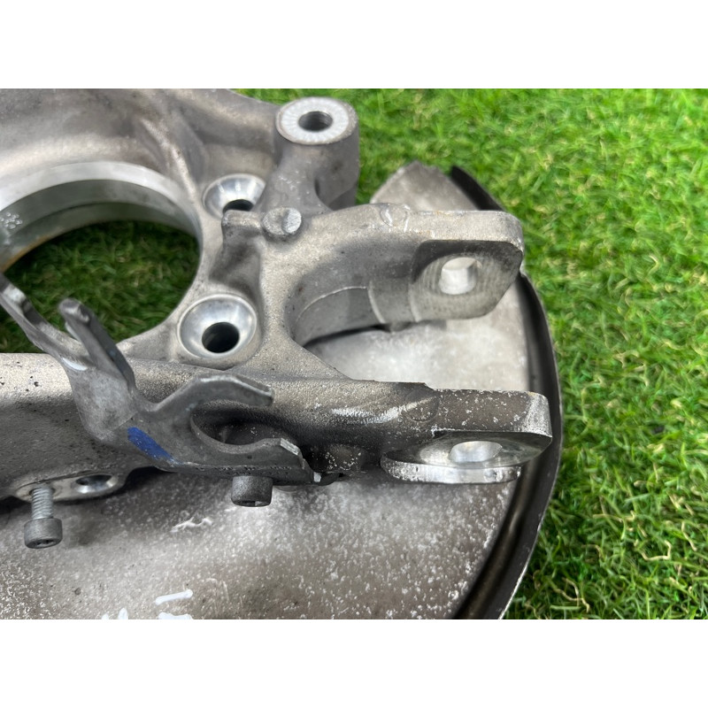 Цапфа подвески (подвеска) AUDI A7 4G 2013 3.0 CGXB 8R0505432F