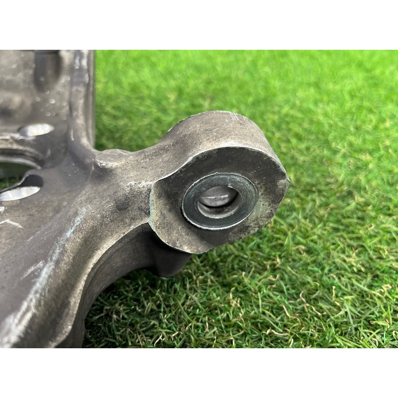 Поворотный кулак (подвеска) PORSCHE CAYENNE 958 2012 4.8 95834115600