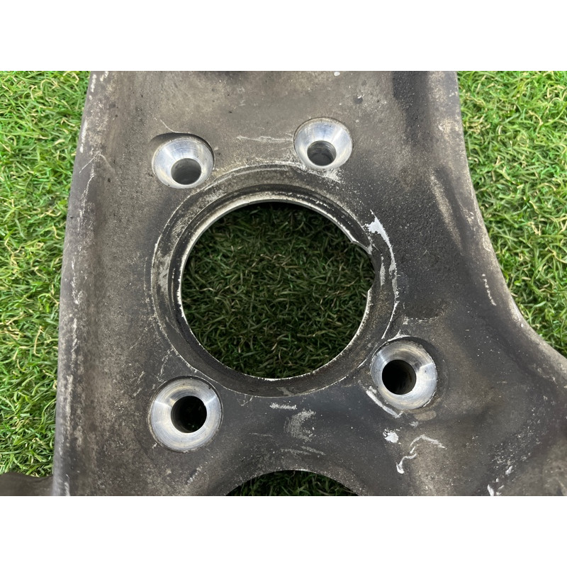 Поворотный кулак (подвеска) PORSCHE CAYENNE 958 2012 4.8 95834115600