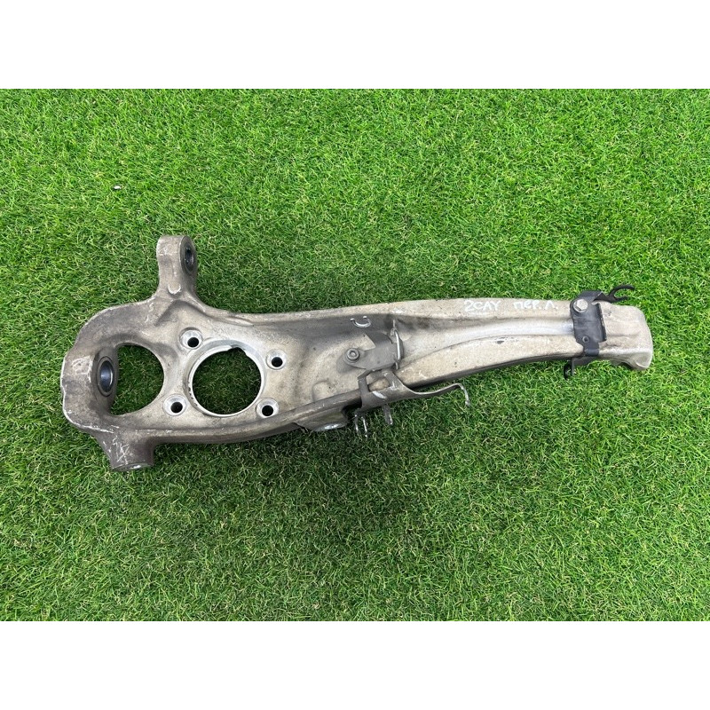 Поворотный кулак (подвеска) PORSCHE CAYENNE 958 2012 4.8 95834115500