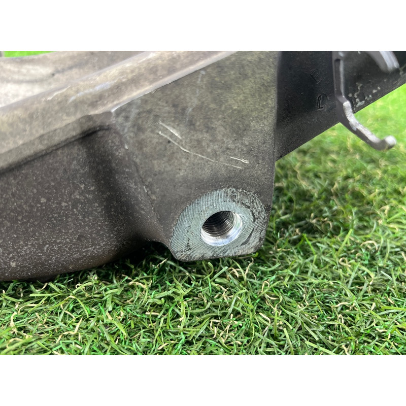 Поворотный кулак (подвеска) PORSCHE CAYENNE 958 2012 4.8 95834115500