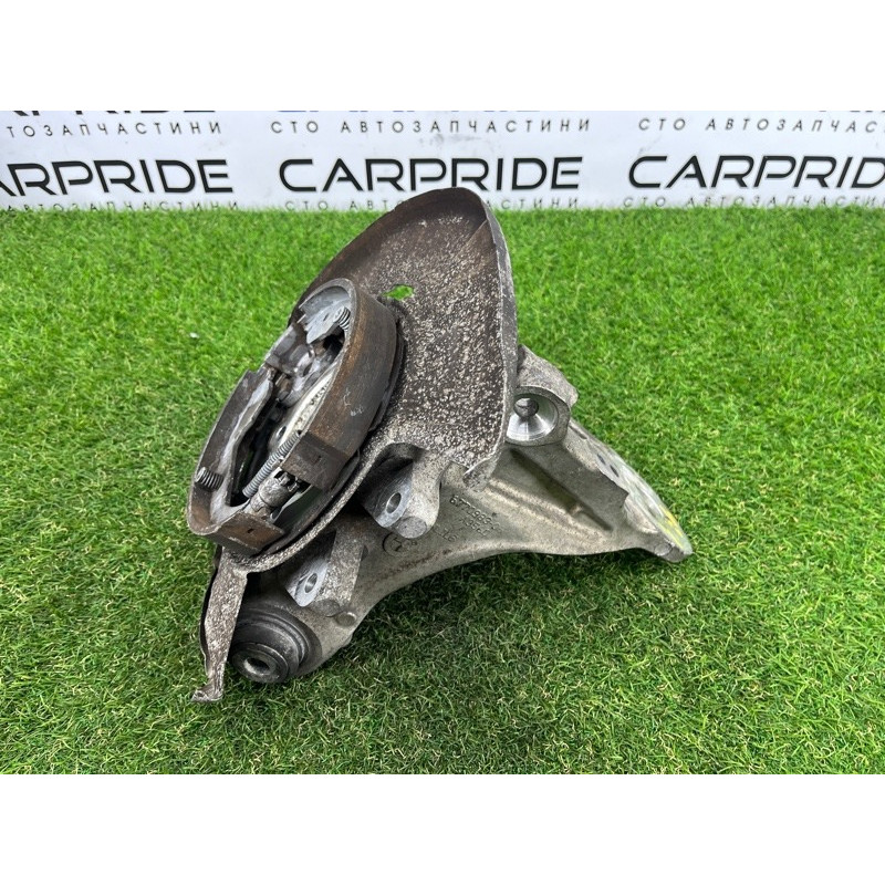 Цапфа подвески (подвеска) BMW X5 E70 2008 4.8 N62/TU 33326879101