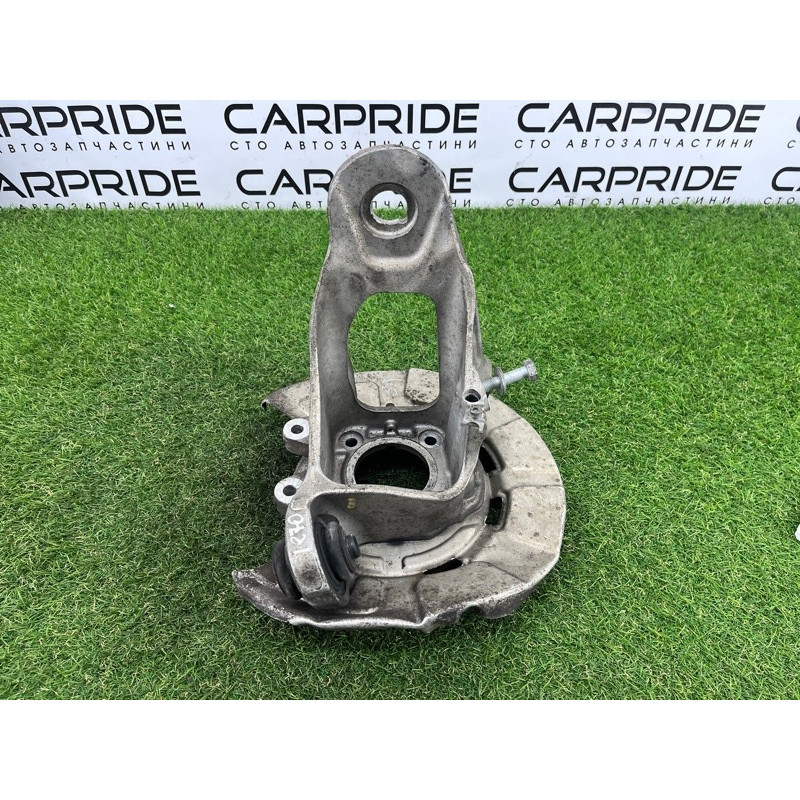 Цапфа подвески (подвеска) BMW X5 E70 2008 4.8 N62/TU 33326879101