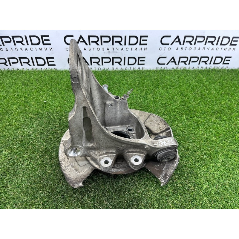 Цапфа подвески (подвеска) BMW X5 E70 2008 4.8 N62/TU 33326879101