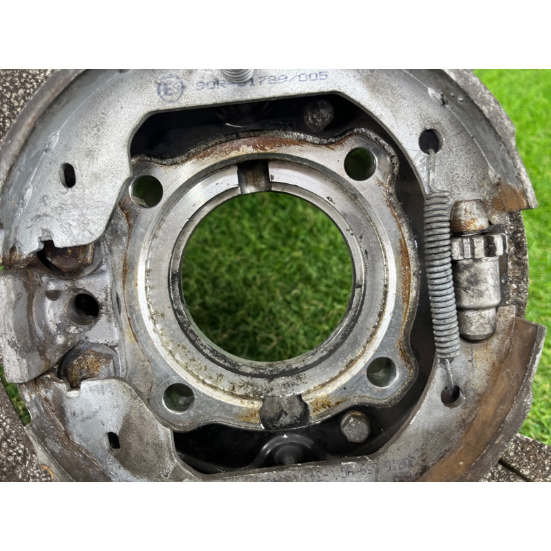 Цапфа подвески (подвеска) BMW X5 E70 2008 4.8 N62/TU 33326879101