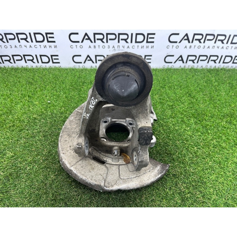 Цапфа подвески (подвеска) BMW X5 E70 2012 3.0 N55 33326879101