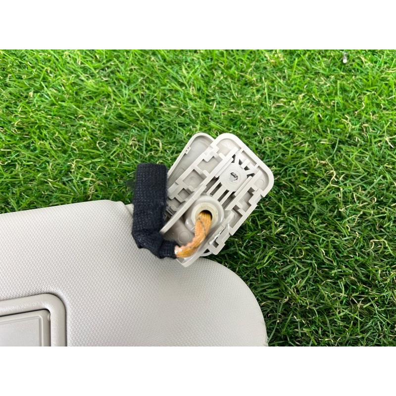 Козырек солнцезащитный (салон) FORD ESCAPE MK4 2020 1.5 LJ6Z7804104AA