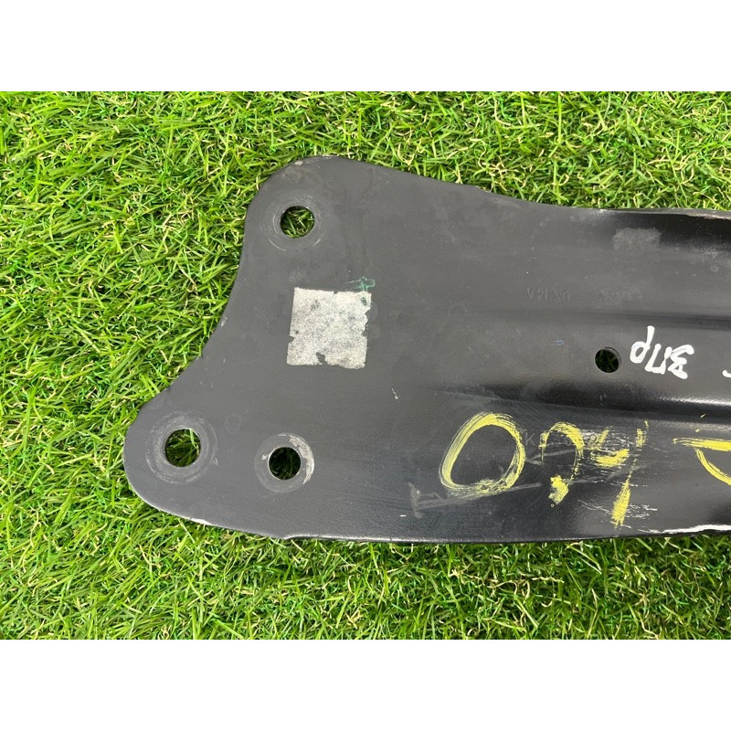 Рычаг подвески (подвеска) Volkswagen Passat B7 2016 1.8 1K0505224L