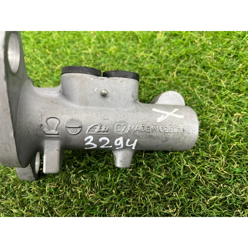 Главный тормозной цилиндр (тормозная система) AUDI Q7 4L 2007 3.6 7L8611019F