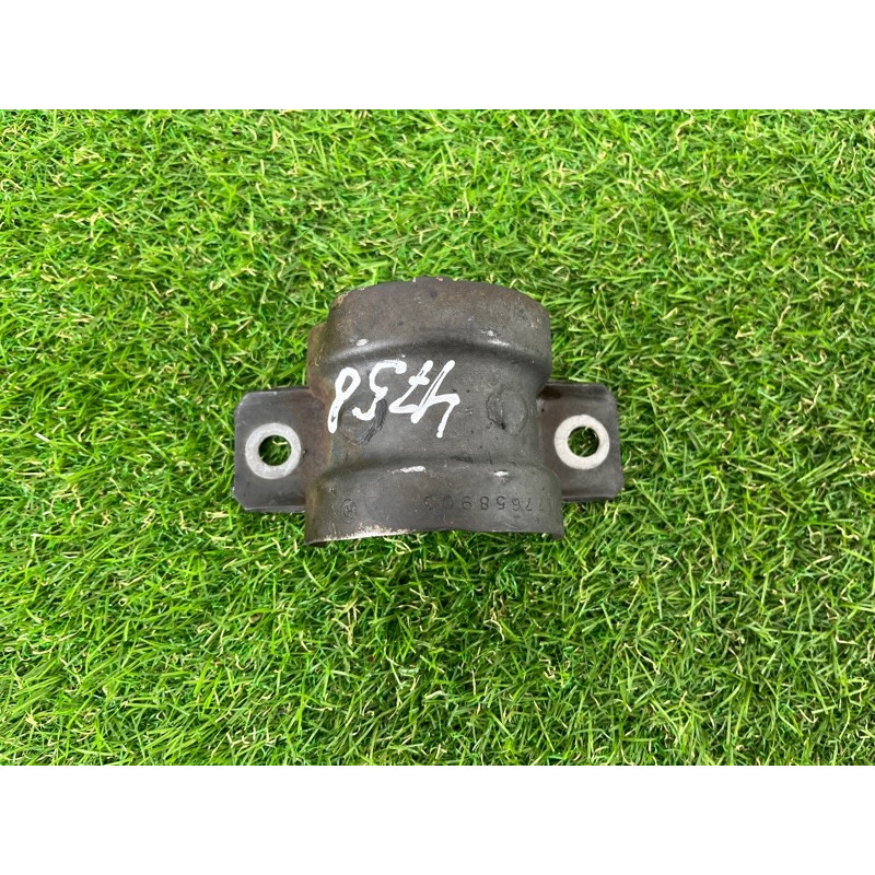 Скоба стабилизатора (подвеска) BMW X5 E70 2008 4.8 N62/TU 33556859264