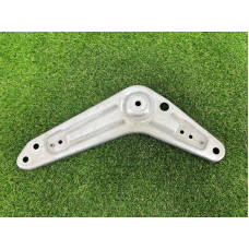 Кронштейн подрамника