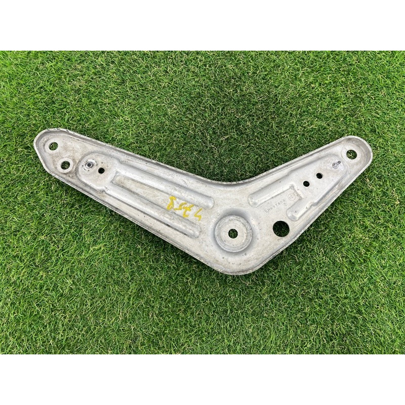 Кронштейн подрамника (подвеска) BMW X5 E70 2012 3.0 N55 33306885676