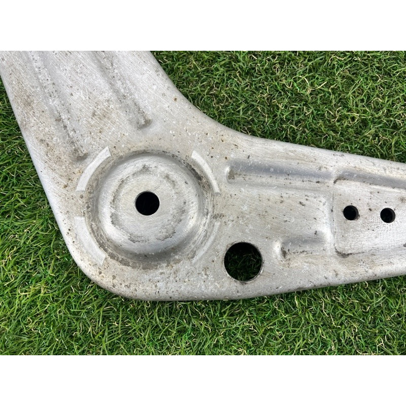 Кронштейн подрамника (подвеска) BMW X5 E70 2012 3.0 N55 33306885675