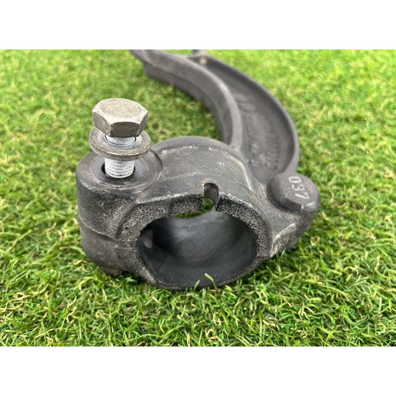 Вилка амортизатора (подвеска) AUDI A4 B8 2012 2.0 TFSI 8K0413037L