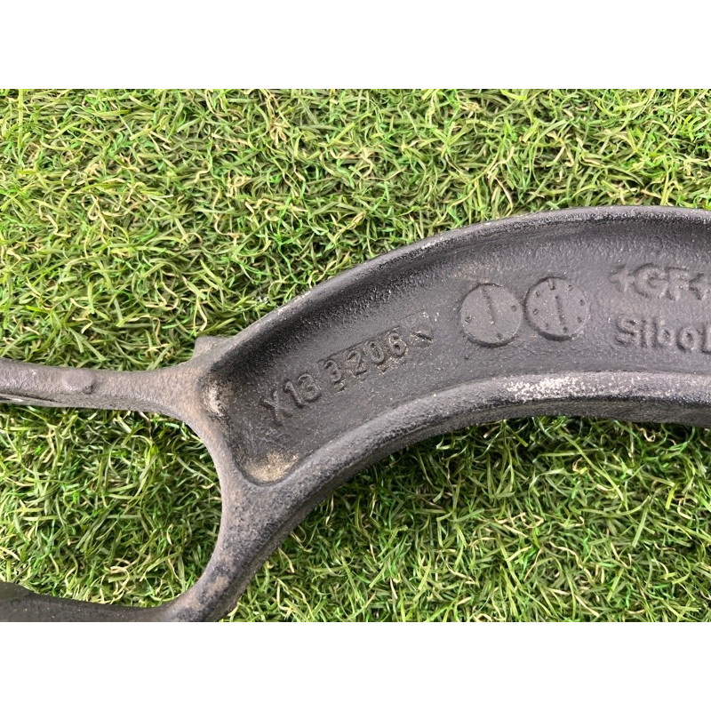 Вилка амортизатора (подвеска) AUDI A4 B8 2012 2.0 TFSI 8K0413037L