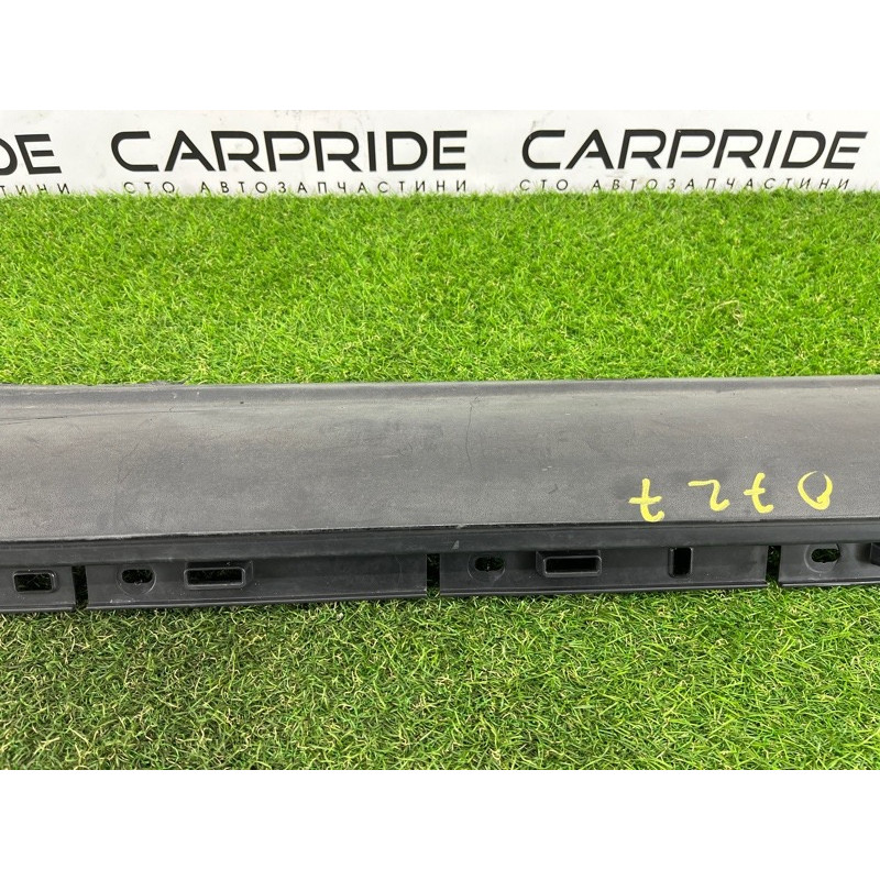 Накладка на поріг (кузов і елементи) PORSCHE CAYENNE 958 2012 4.8 95850262100GRV