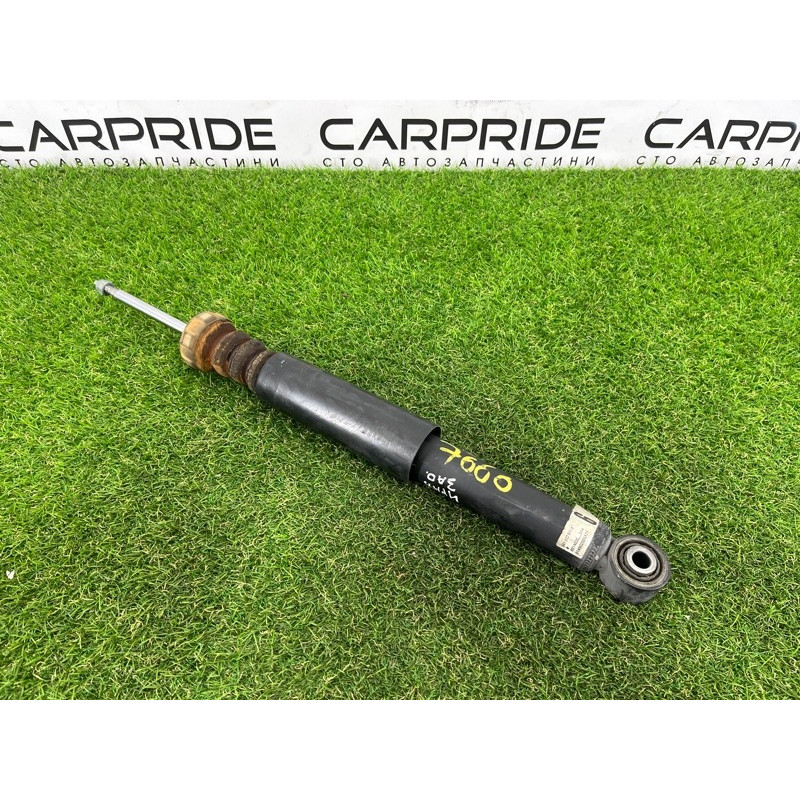 Амортизатор (подвеска) Volkswagen Passat B7 2016 1.8 561513049D