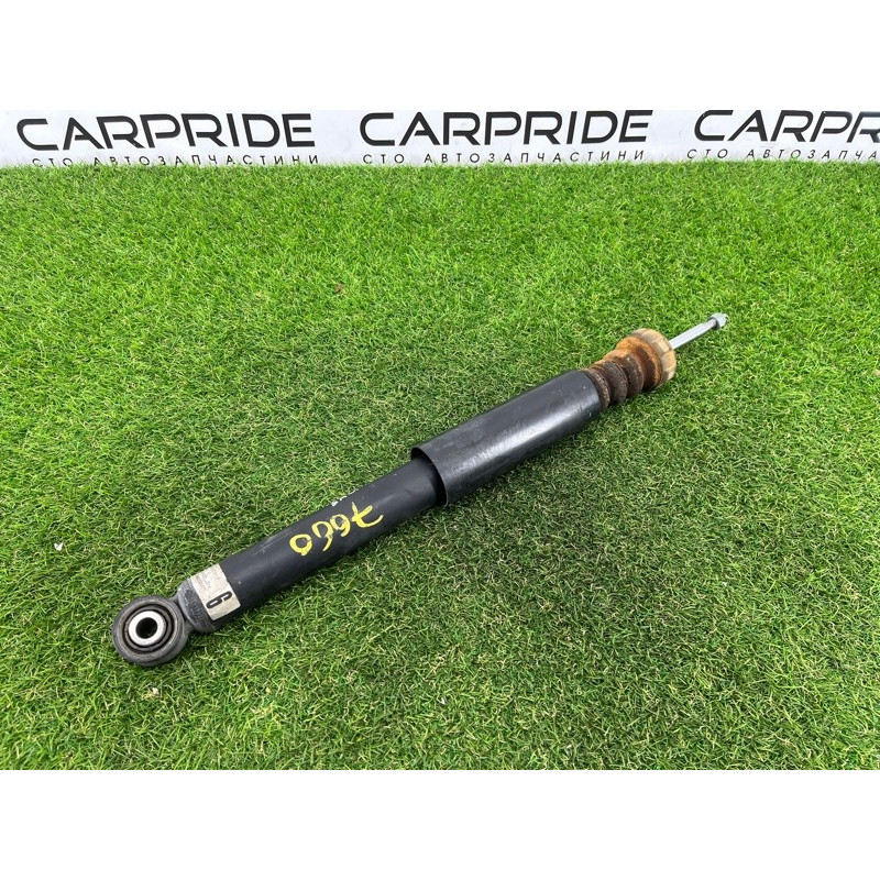 Амортизатор (подвеска) Volkswagen Passat B7 2016 1.8 561513049D