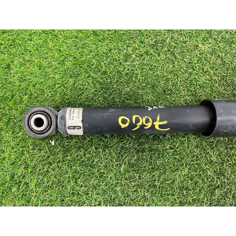 Амортизатор (подвеска) Volkswagen Passat B7 2016 1.8 561513049D