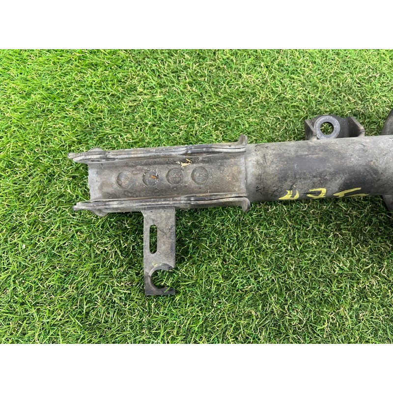 Амортизатор (подвеска) CHEVROLET Cruze J300 2011 1.4 23483697