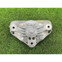 Кронштейн опоры амортизатора