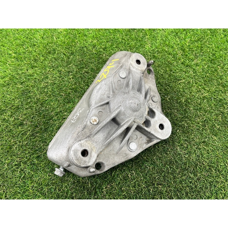 Кронштейн опоры амортизатора (подвеска) AUDI Q7 4L 2007 3.6 7L0412391D